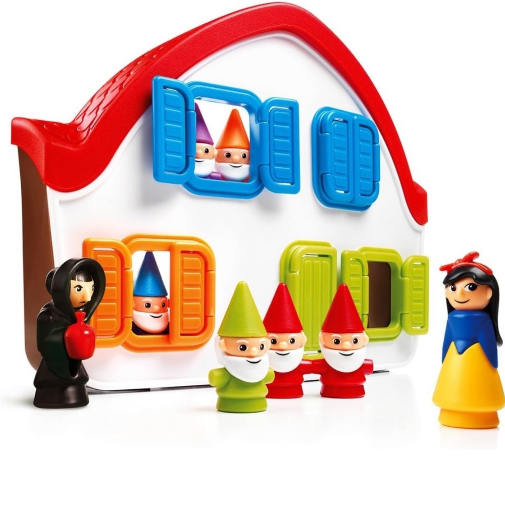 Smart games Snow White strategy game